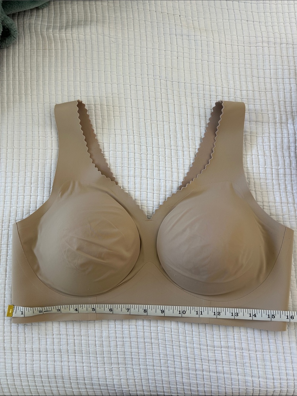 Evelyn and Bobbie The Evelyn Bra Wireless Everyday Bra with Scalloped Straps